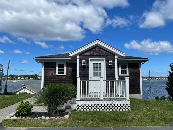 300 Riverside Dr