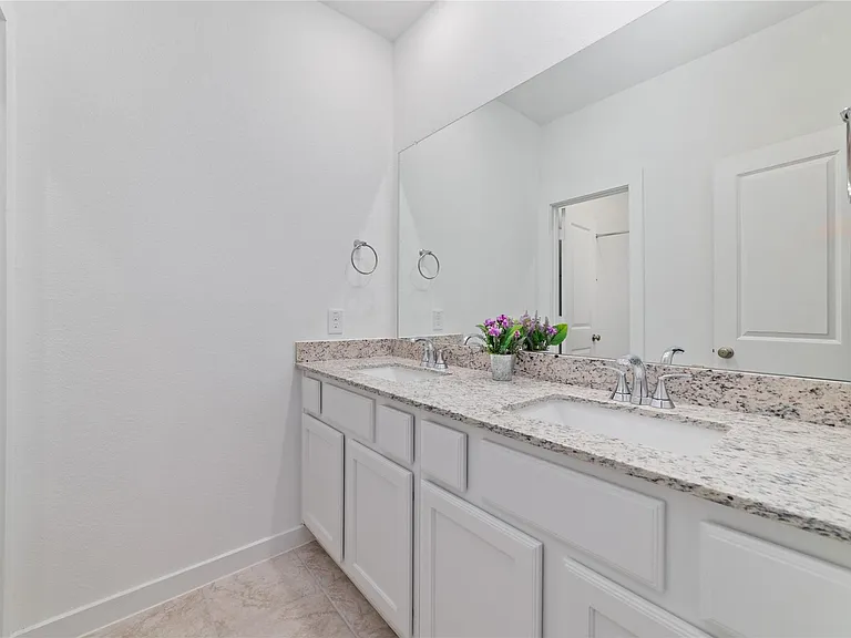 6559 Scarlet Pond Ln — Photo 25