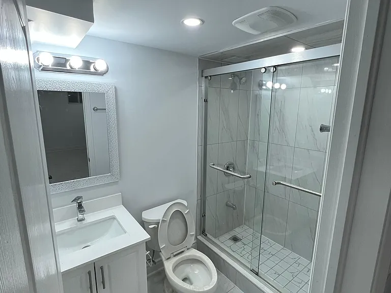 46 Starry Cres #BASEMENT — Photo 6