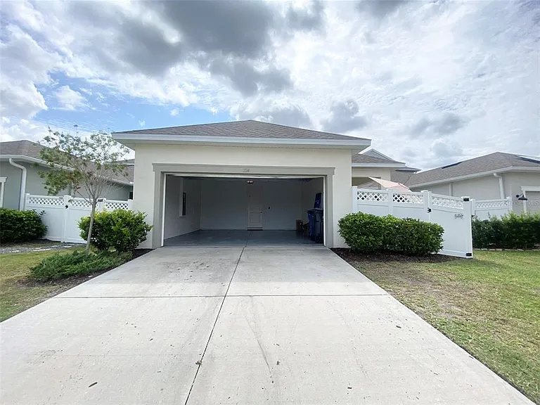 724 Winterside Dr — Photo 49