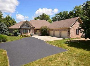 10 Forest Bay Ln, Cicero, IN 46034