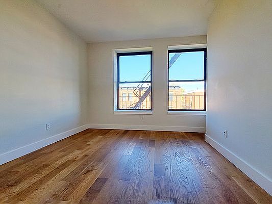 5th image of 412 Gates Ave #4F