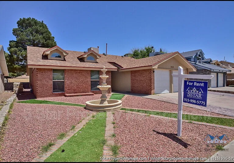 11645 Gordon Cooper Ln — Photo 1