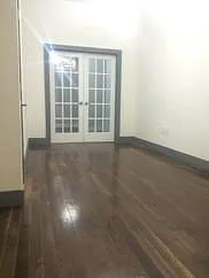 Rented by Sam Tabak | media 4