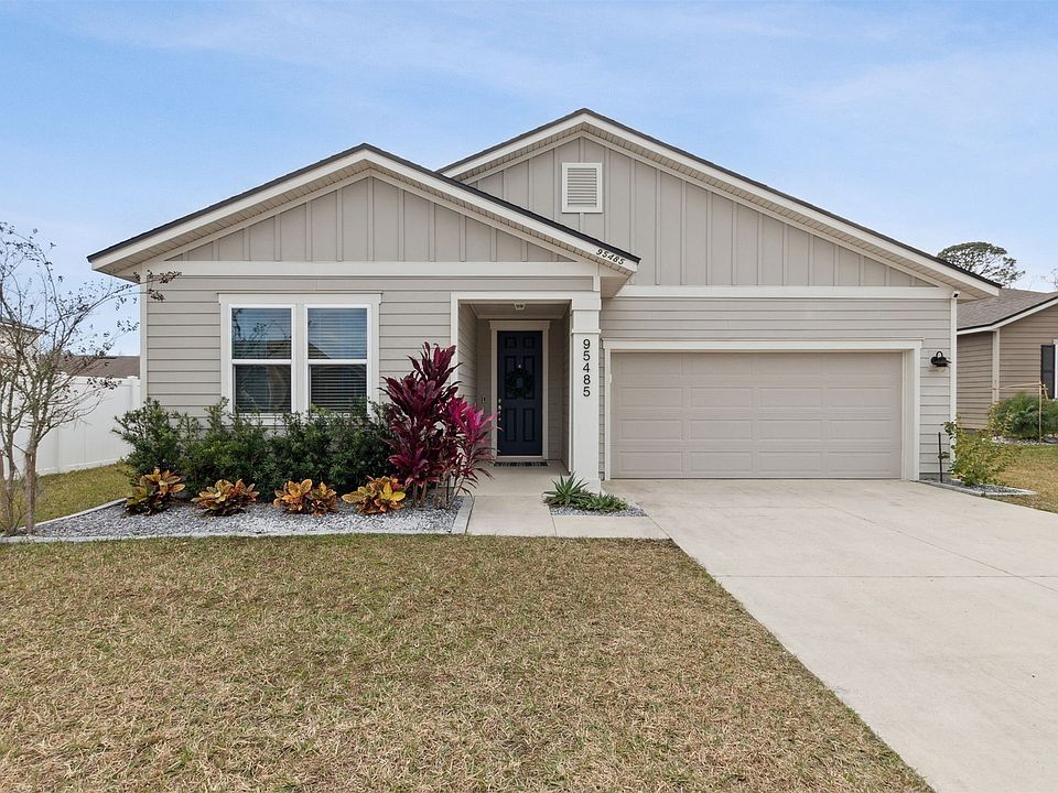 1st image of 95485 Gamay Ct