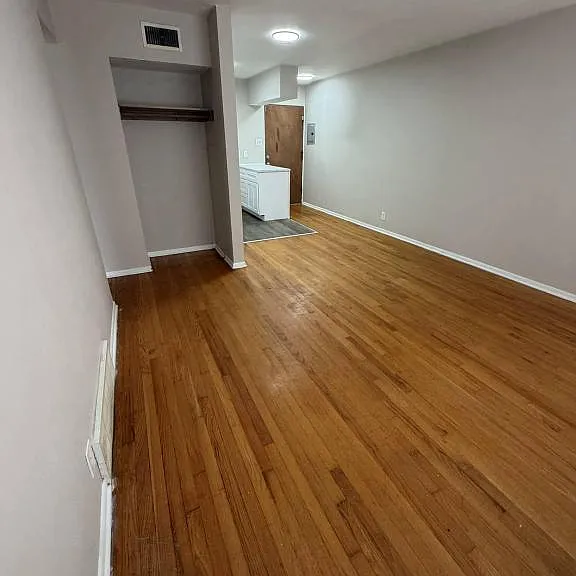 3601 Holly Hills Blvd #19 — Photo 5