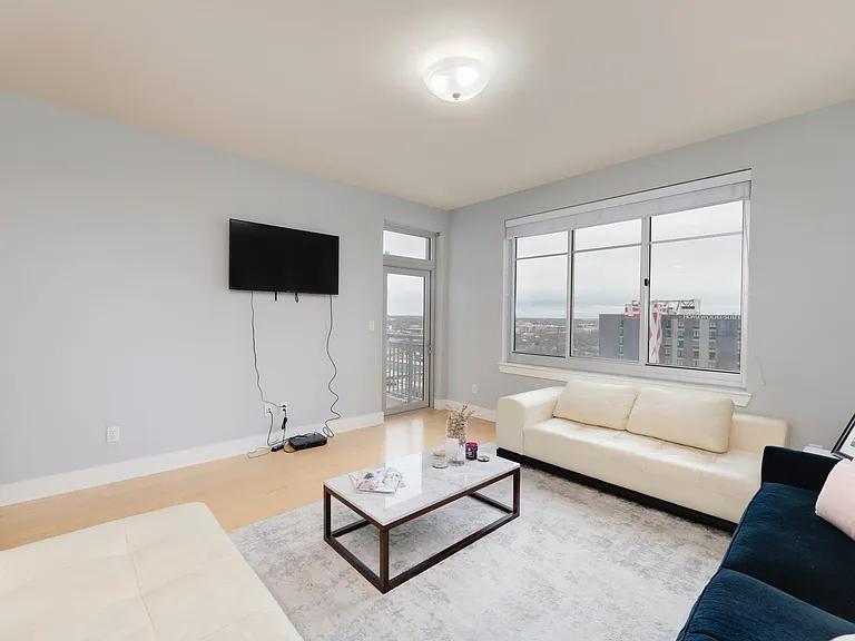 603 Davis St #1808 — Photo 7