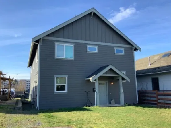 1631 Iron St, Bellingham, WA 98225