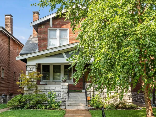 3972 Dover Pl, Saint Louis, MO 63116