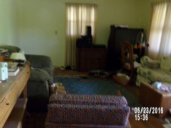 2nd image of 1836 SE Lake Weir Ave