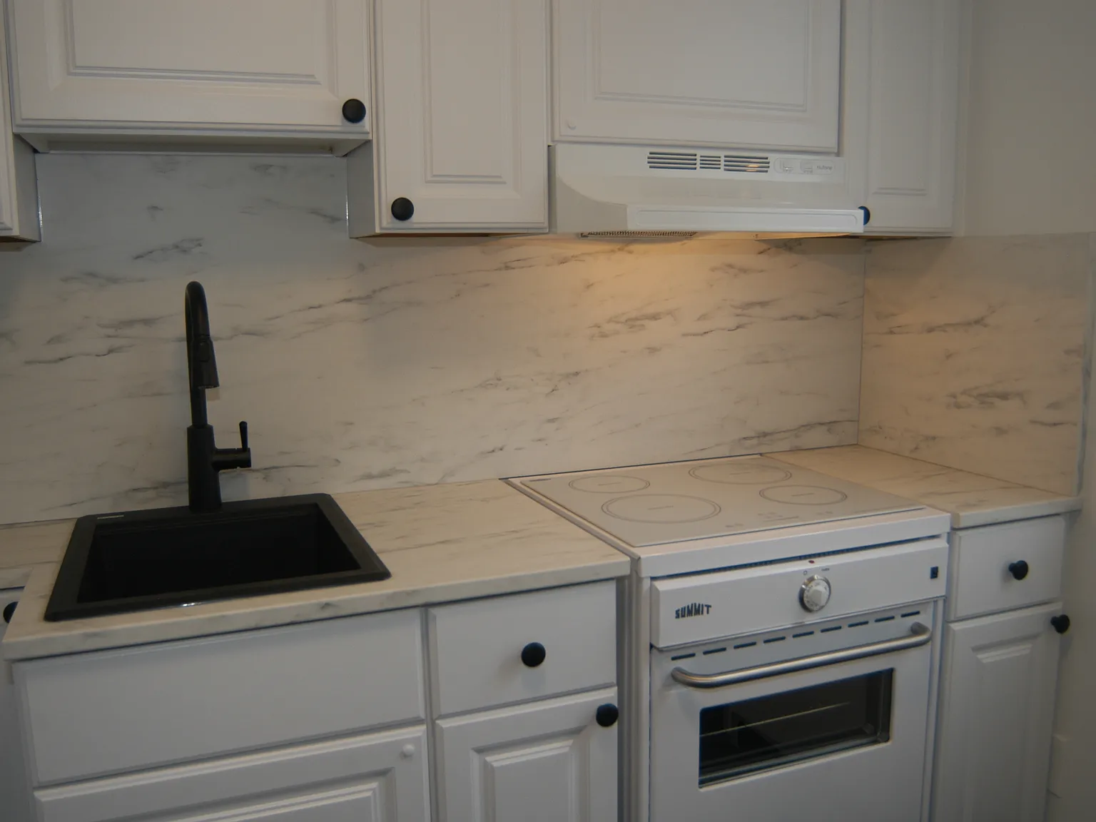 1 bed, 755 sqft, $1,455 — Photo 1