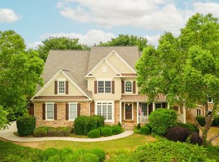 312 Lakebridge Xing, Canton, GA 30114