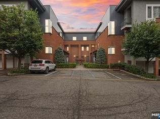 1600 Kaufer Ln APT 3, Fort Lee, NJ 07024