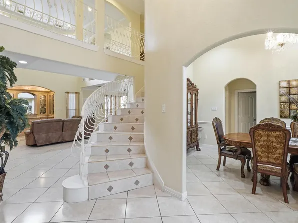 247 Old Spring Ln, Houston, TX 77015