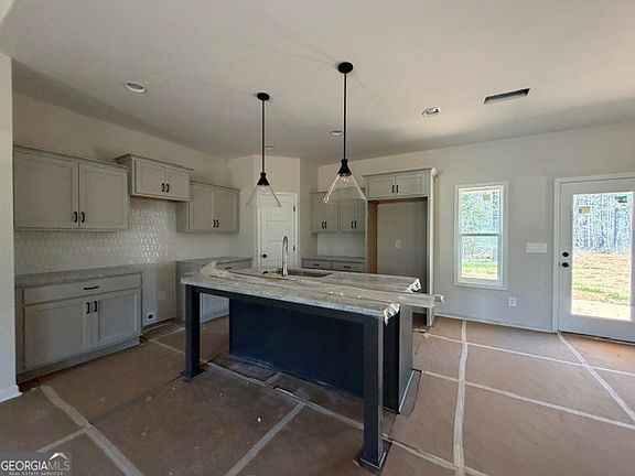 3rd image of 248 Robert Williams Rd