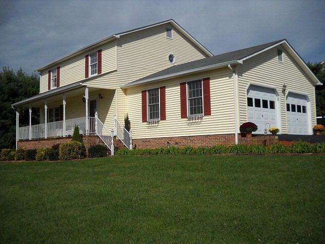 2nd image of 509 Cherry Hill Dr