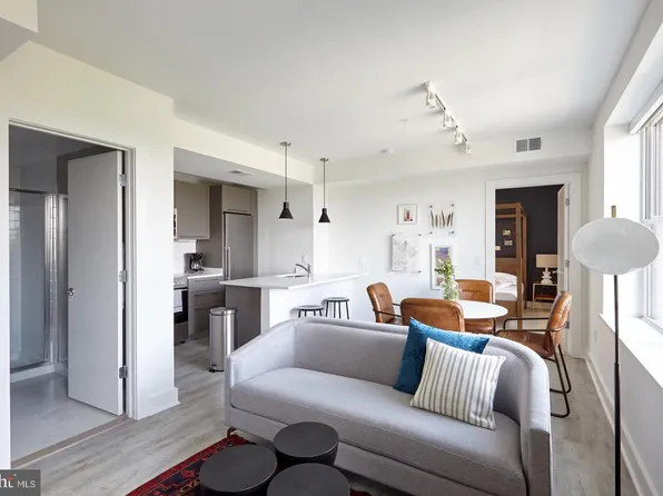816 Potomac Ave SE, Washington, DC