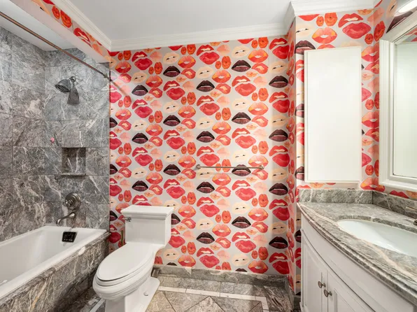 502 Park Avenue image 7 of 7