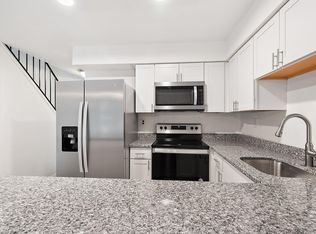 1540 W Thompson St, Philadelphia, PA 19121