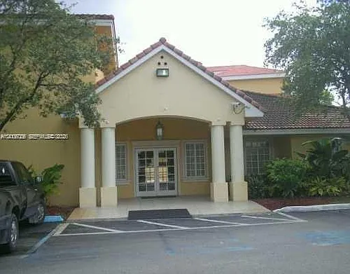 8205 SW 152nd Ave Photo 1