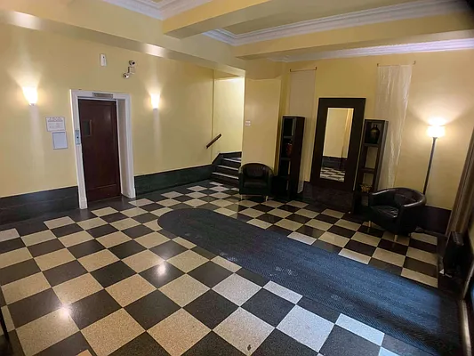 Sold by Remax Edge | media 4