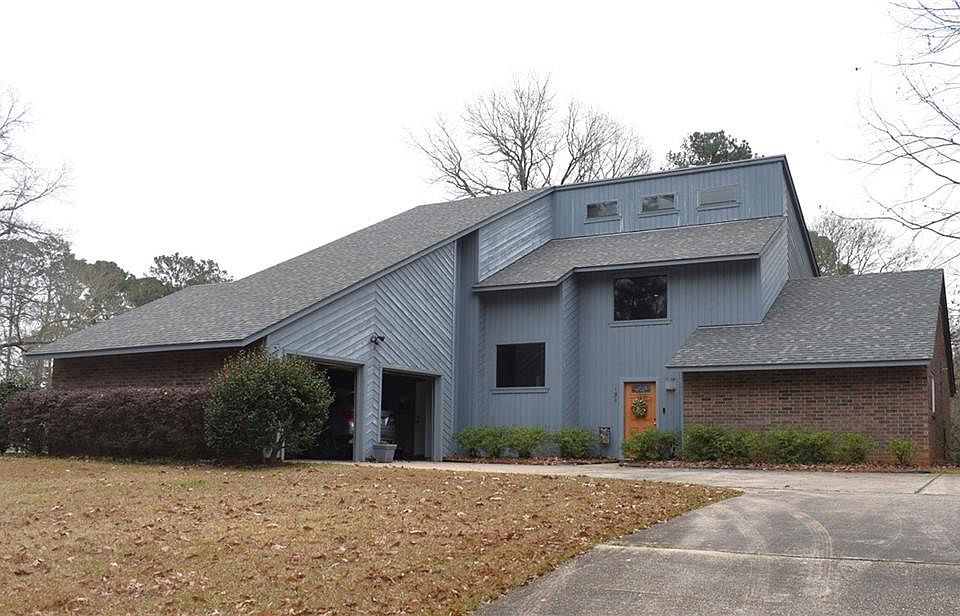1st image of 194 Hargis Rd