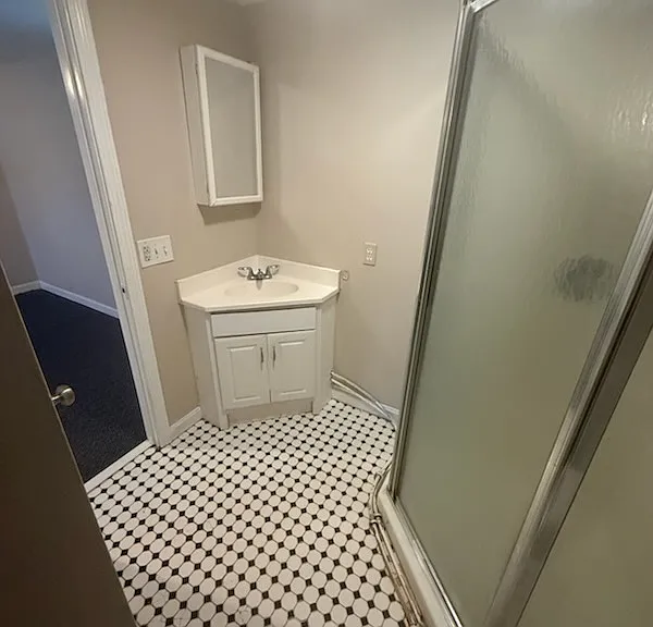 33 Beach St #4 — Photo 3