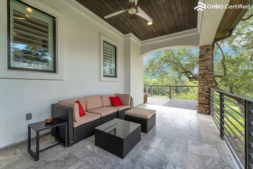 Furnished Home Rental in Lakeway TX — Photo 2