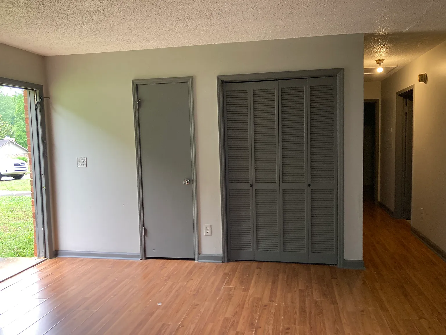 2 bed, 1200 sqft, $1,450 — Photo 3
