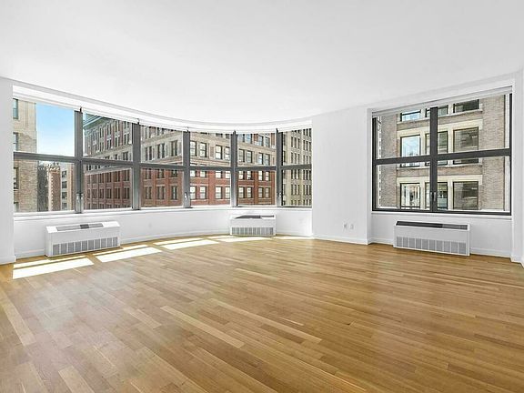 5th image of 240 Park Ave S APT 10A