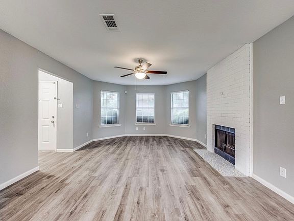 3rd image of 4817 Hara Ln