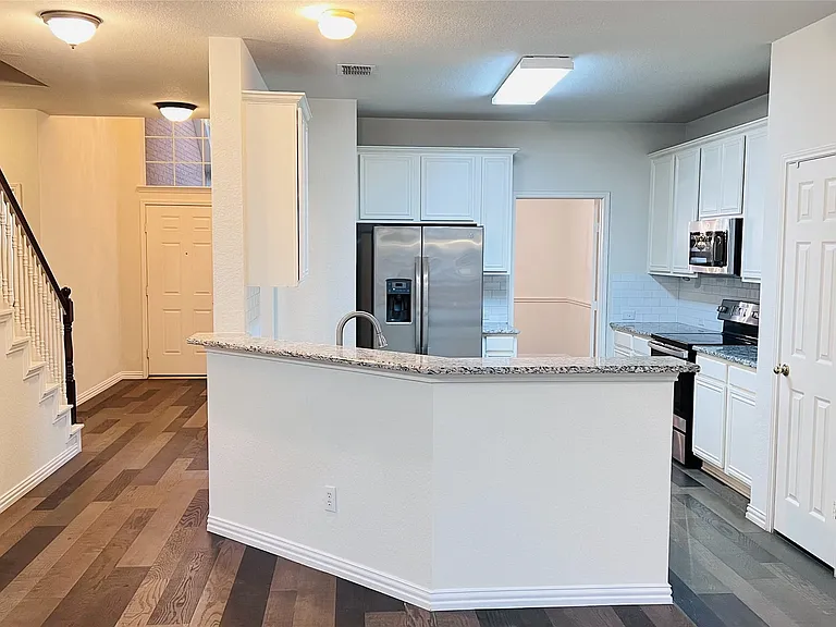 818 Green Pond Dr — Photo 7