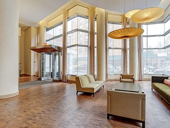 4th image of 70 Little St W #10A