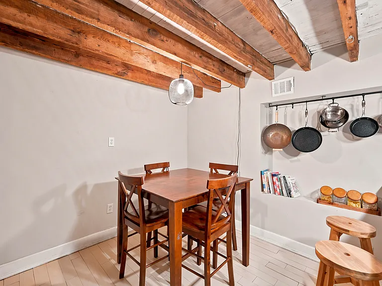 308 Pemberton St — Photo 13