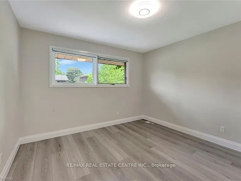 6 Ruskview Rd #1 — Photo 12