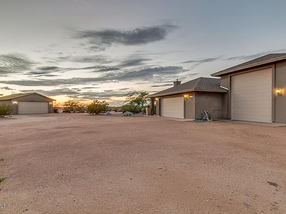 5th image of 10554 W Altadena Dr