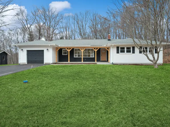 89 Westgate Road, Watertown, CT 06795