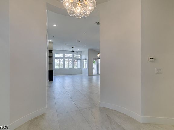 3rd image of 483 Indigo Springs St