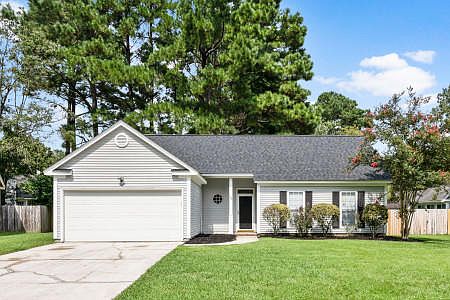 1st image of 104 Dockwell Ln