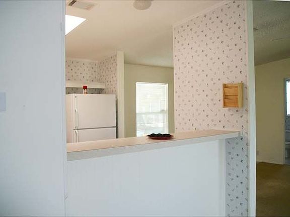 4th image of 221 Lake Huron Dr