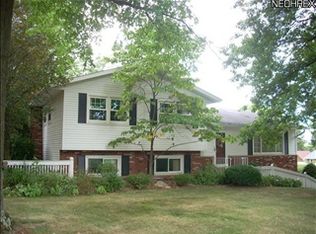 3017 Grill Rd, Clinton, OH 44216