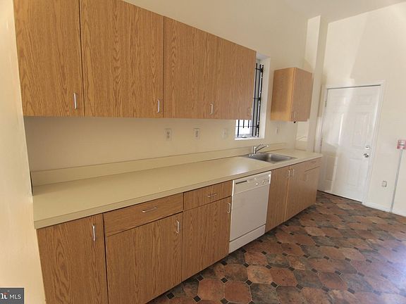 2nd image of 1844 N 16th St