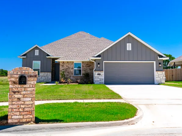 203 S 25th St, Collinsville, OK 74021