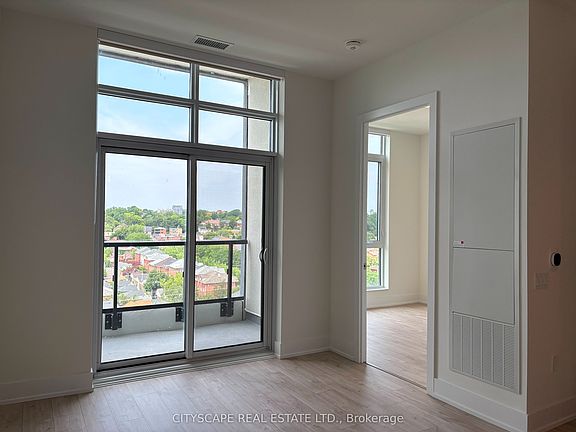 5th image of 858 Dupont St #Penthouse 17