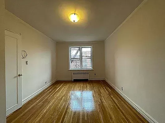 Rented by Contact Realty | media 11