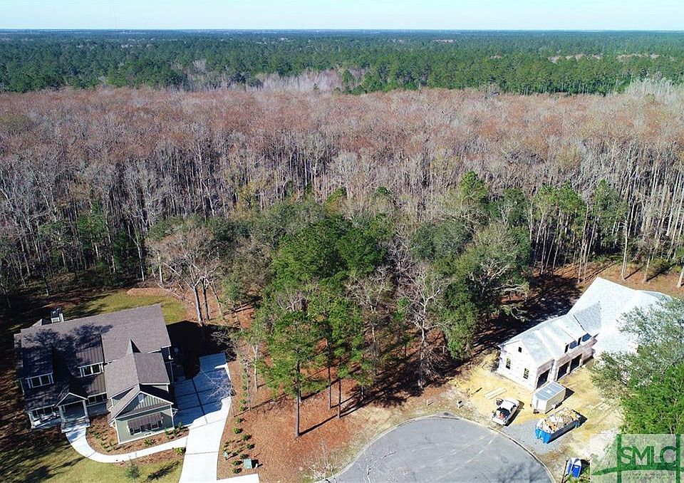 1st image of 207 Wood Haven Ct