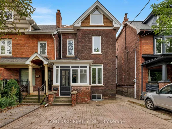 39 Riverdale Ave, Toronto, ON M4K 1C2