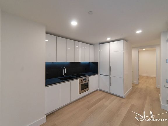 5th image of 180 Water St #M2