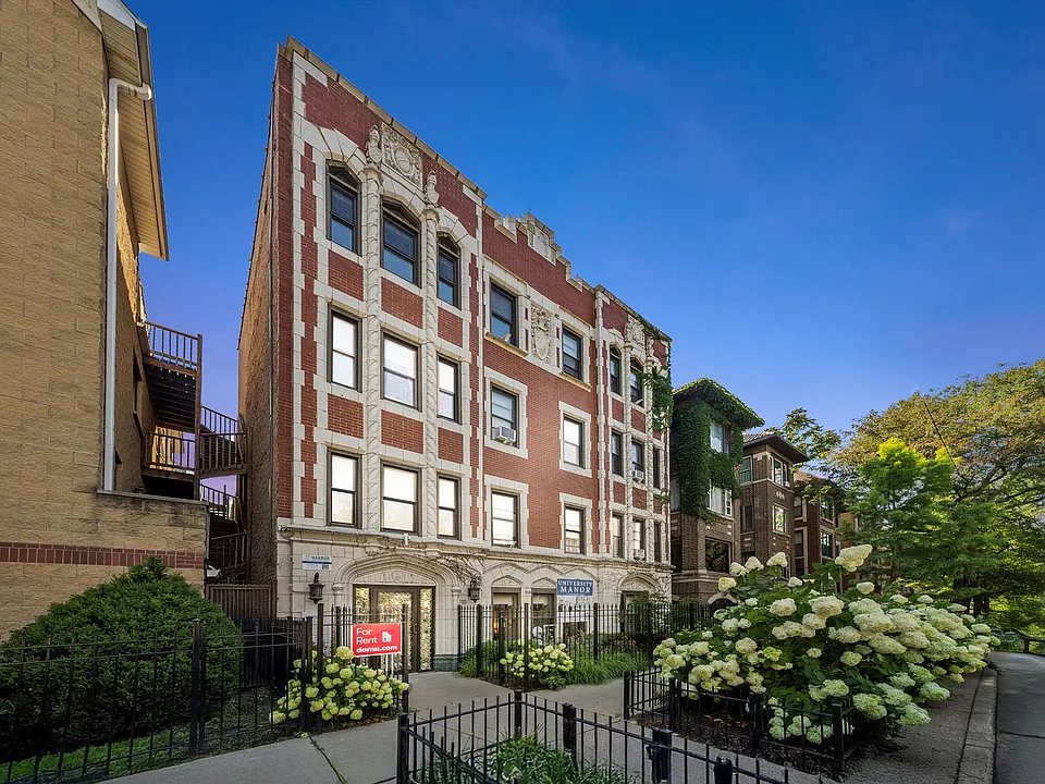 University Manor Apartments