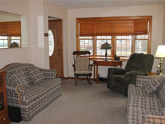 3rd image of 9 Miller Dr